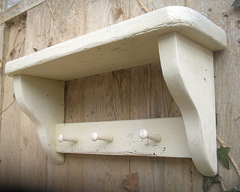normal_white shelf